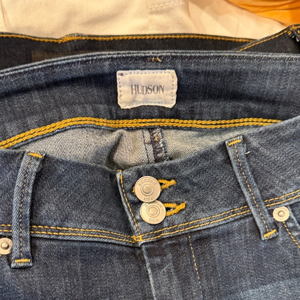 Assorted Jeans Collection - Picture 2 of 7